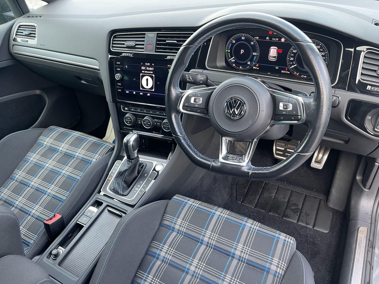 Used Volkswagen Golf 2020 for sale - 76370662: Photo 70