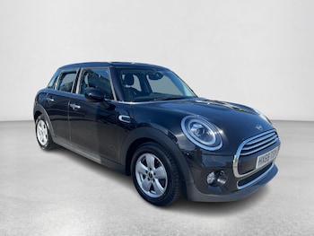 Used MINI Hatch 2018 for sale - 76073180: Photo