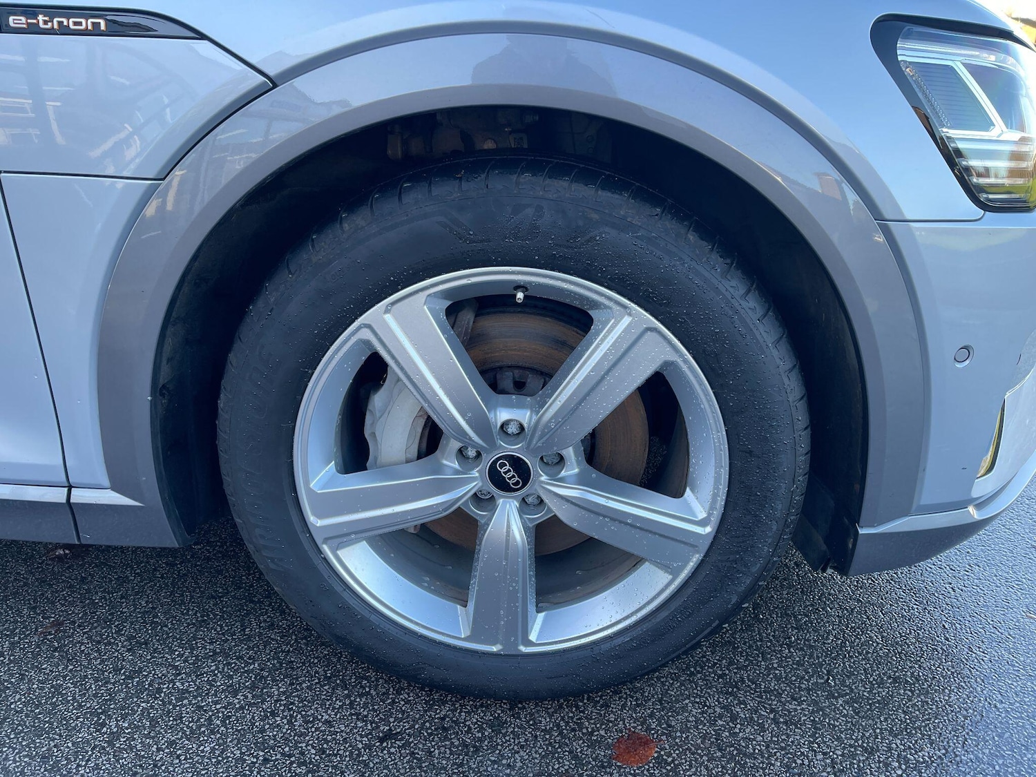 Used Audi e-tron 2021 for sale - 78058079: Photo 28