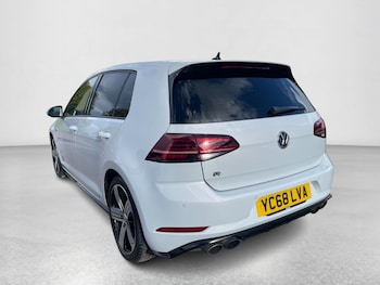 Used Volkswagen Golf 2018 for sale - 75953926: Photo