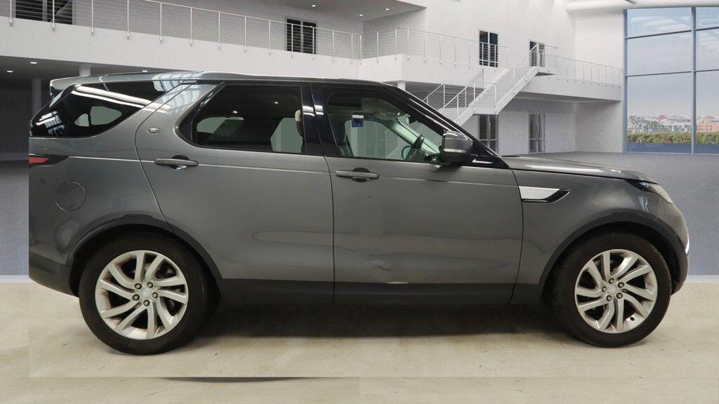 Used Land Rover Discovery 2017 for sale - 78046976: Photo 11