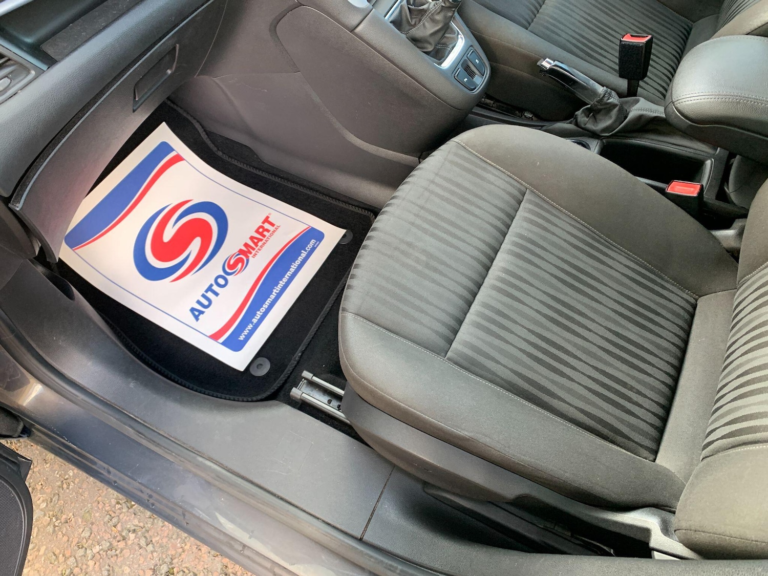 Used Vauxhall Zafira 2015 for sale - 76446891: Photo 14