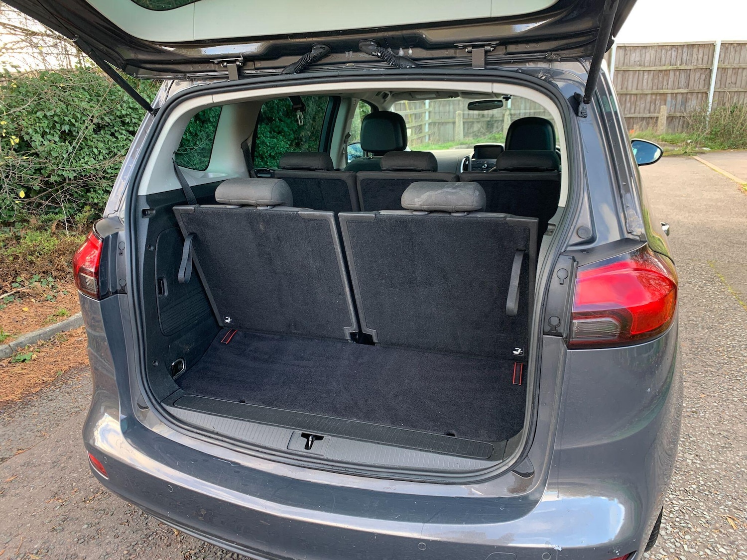 Used Vauxhall Zafira 2015 for sale - 76446891: Photo 25