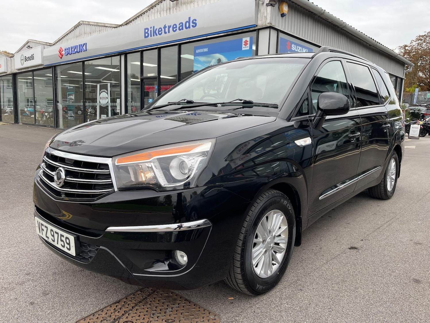 Used Ssangyong Turismo 2015 for sale - 75658647: Photo 16