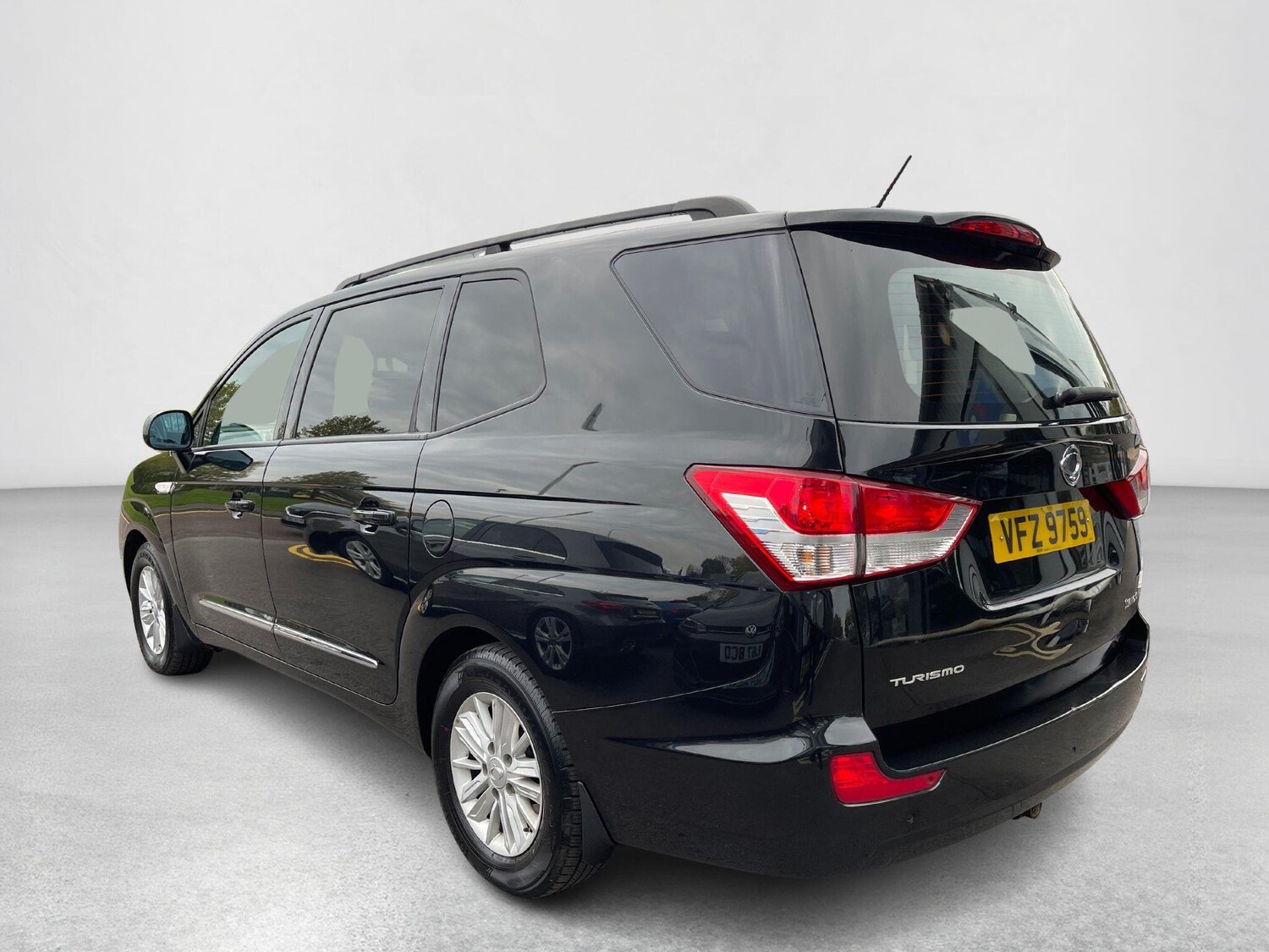 Used Ssangyong Turismo 2015 for sale - 75658647: Photo 18