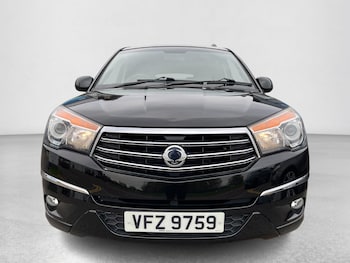 Used Ssangyong Turismo 2015 for sale - 75658647: Photo
