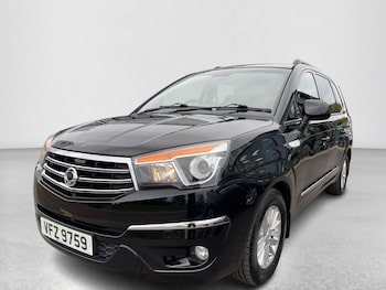 Used Ssangyong Turismo 2015 for sale - 75658647: Photo