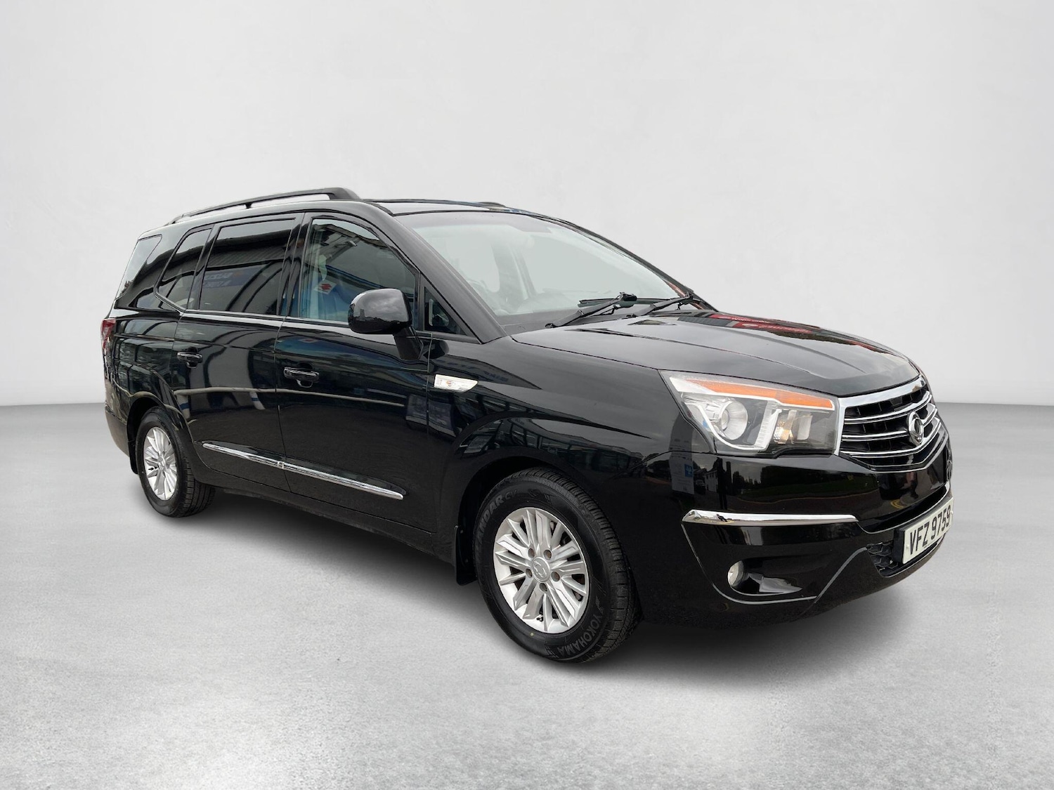 Used Ssangyong Turismo 2015 for sale - 75658647: Photo 7