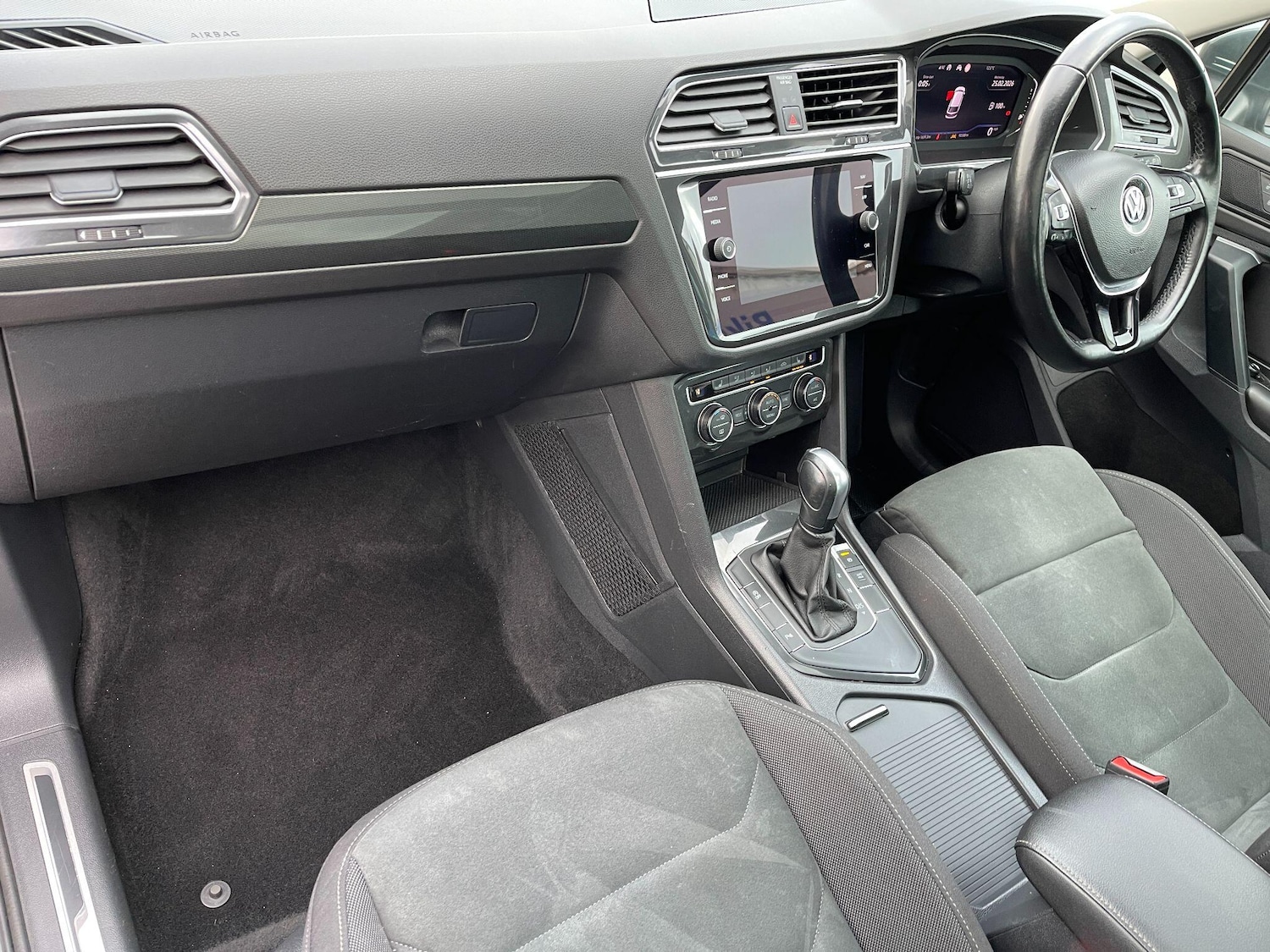 Used Volkswagen Tiguan for sale - 77705008: Photo 12