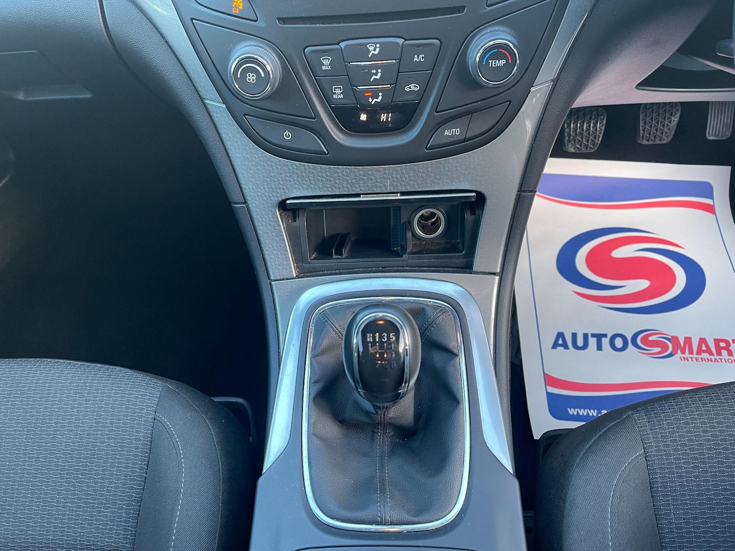 Used Vauxhall Insignia 2016 for sale - 76753037: Photo 12