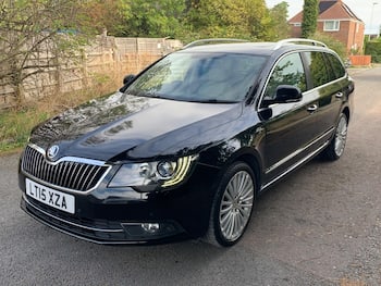 Used Skoda Superb 2015 for sale - 78988022: Photo