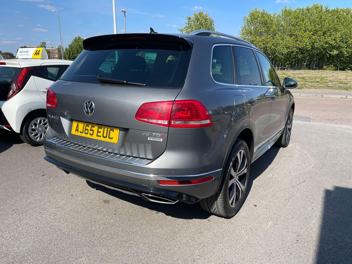Vehicle 28