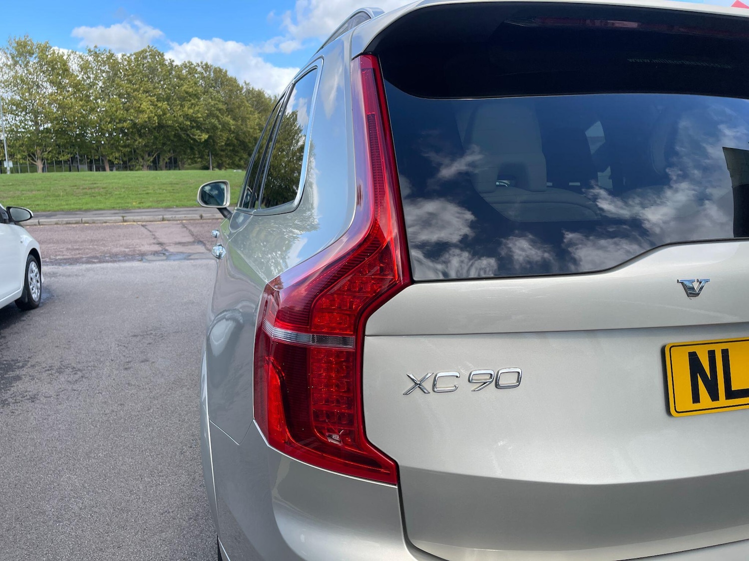 Used Volvo XC90 2015 for sale - 76657595: Photo 25