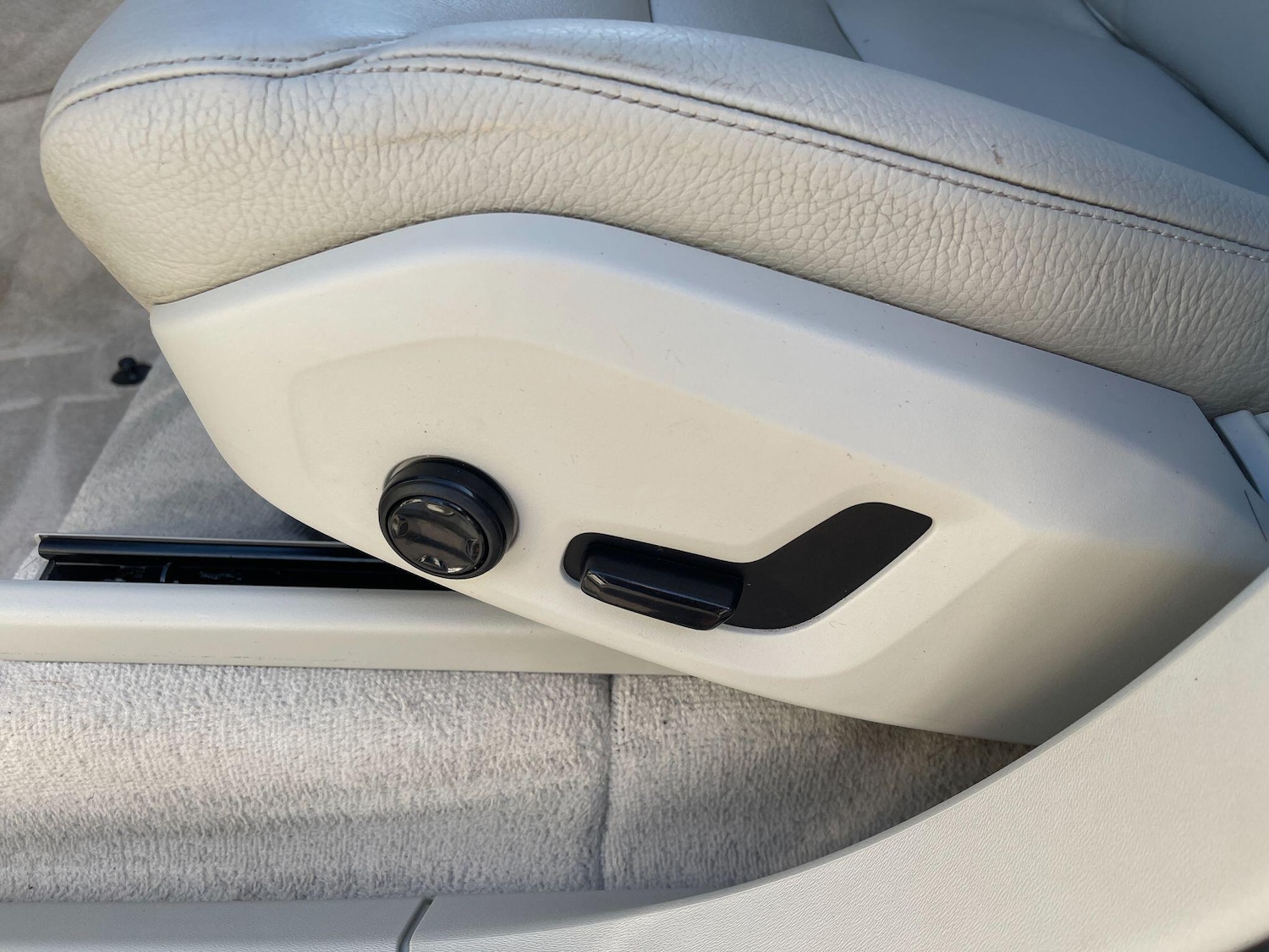 Used Volvo XC90 2015 for sale - 76657595: Photo 50