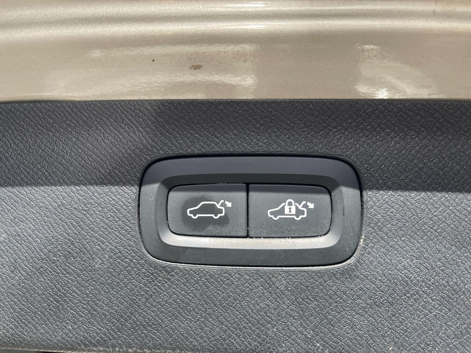 Used Volvo XC90 2015 for sale - 76657595: Photo 51