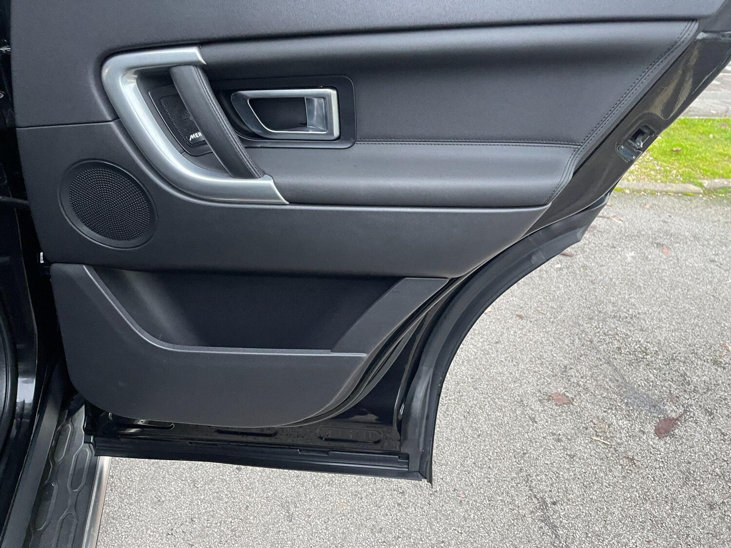 Used Land Rover Discovery Sport for sale - 77908410: Photo 23