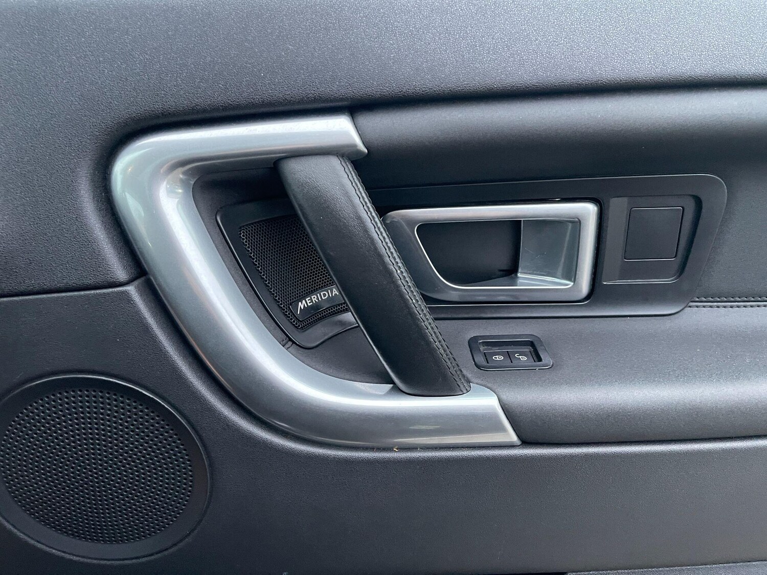 Used Land Rover Discovery Sport for sale - 77908410: Photo 26