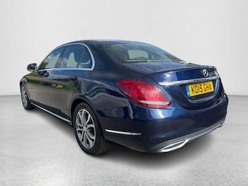 Used Mercedes-Benz C-Class 2015 for sale - 75990407: Photo