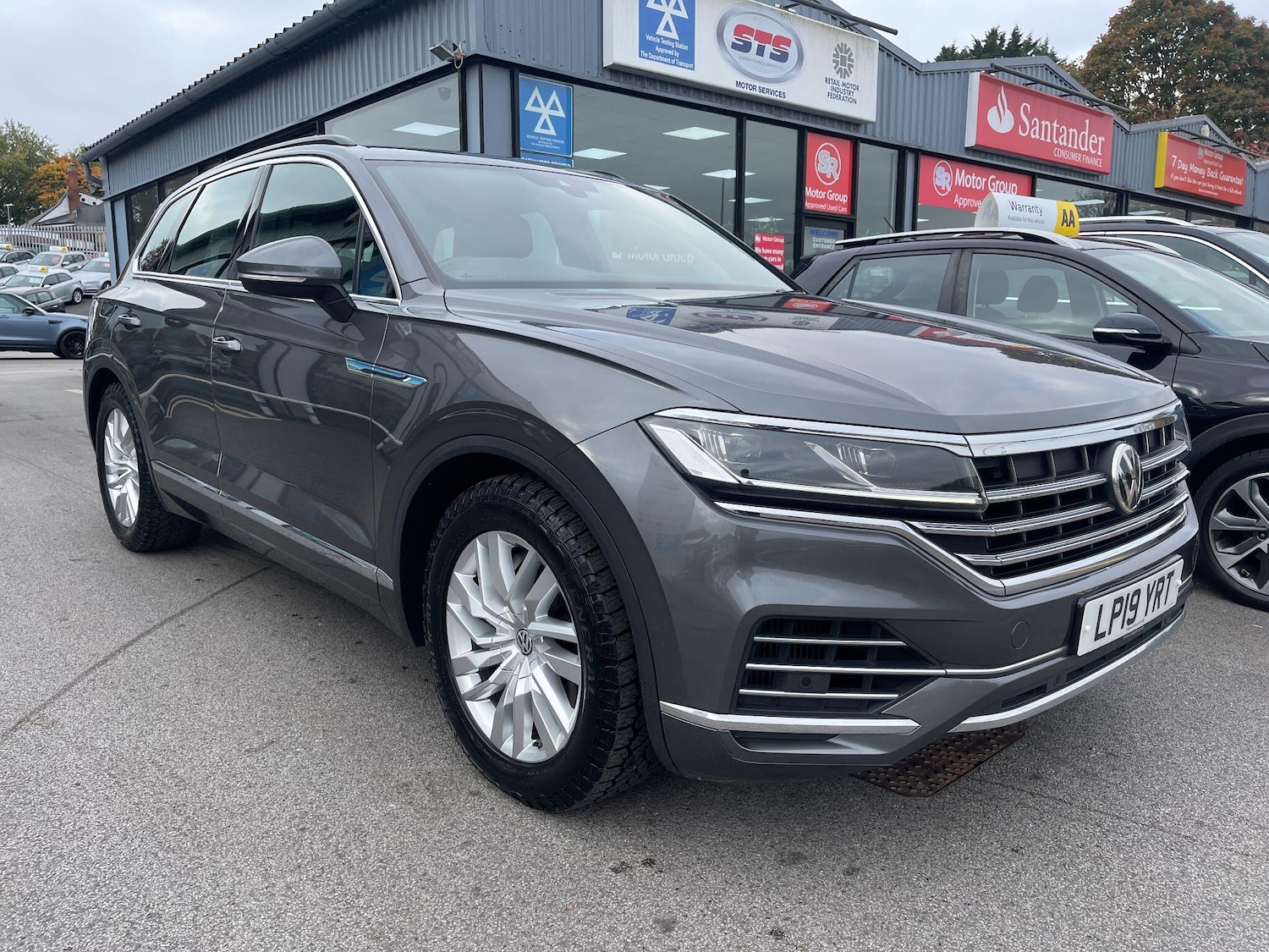 Used Volkswagen Touareg 2019 for sale - 76251503: Photo 10