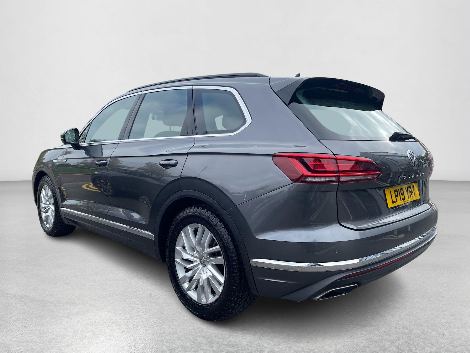 Used Volkswagen Touareg 2019 for sale - 76251503: Photo 18