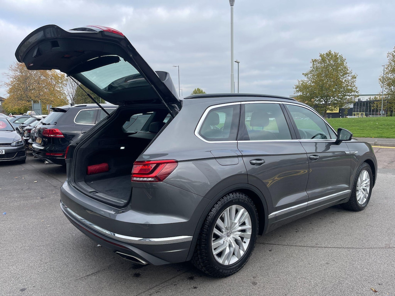 Used Volkswagen Touareg 2019 for sale - 76251503: Photo 27