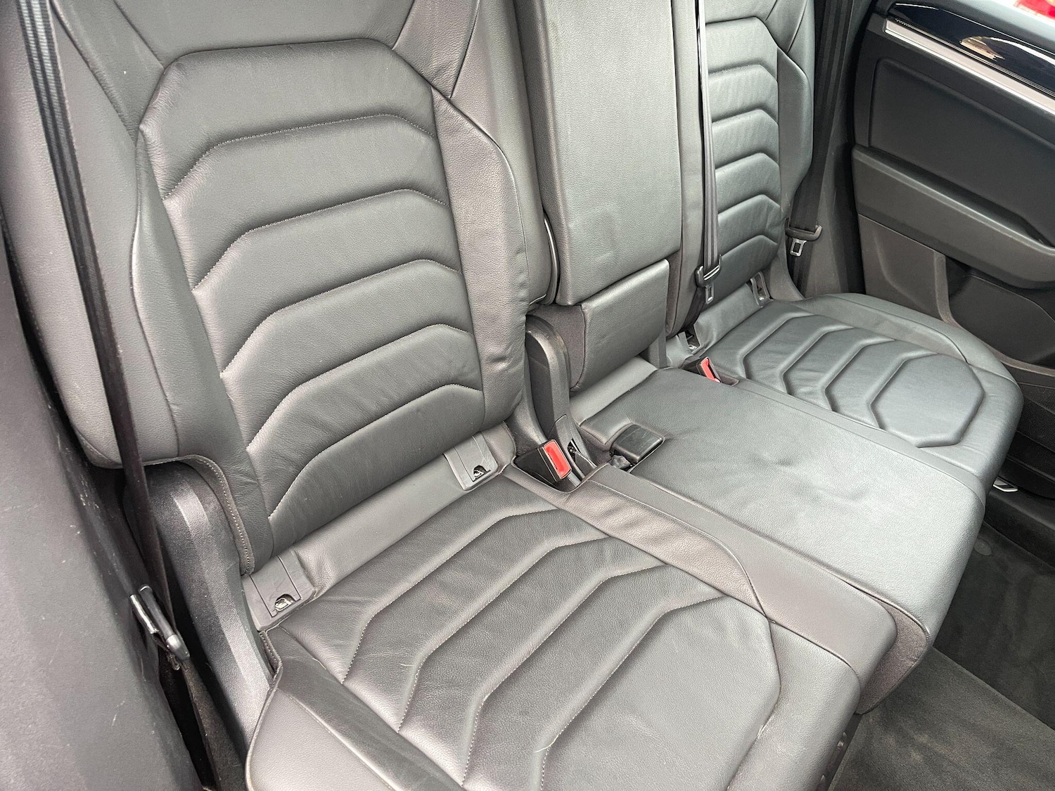 Used Volkswagen Touareg 2019 for sale - 76251503: Photo 40