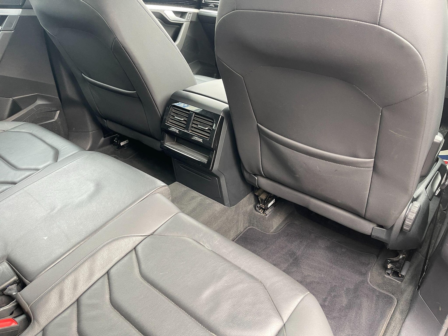 Used Volkswagen Touareg 2019 for sale - 76251503: Photo 42
