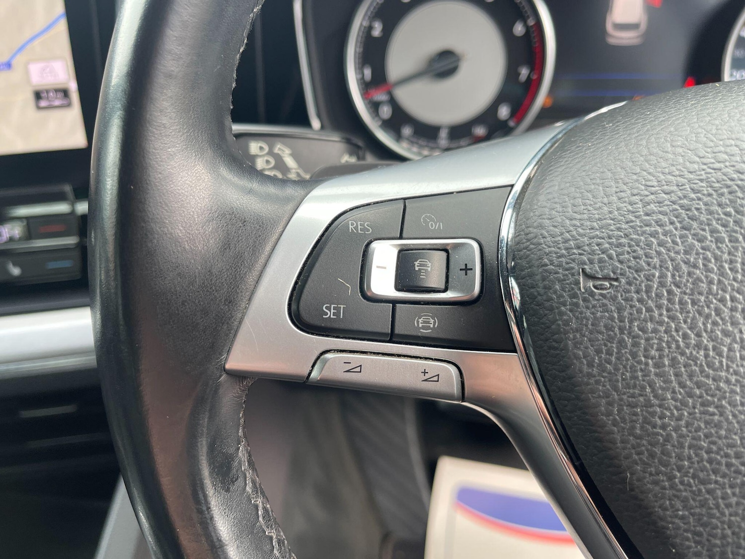 Used Volkswagen Touareg 2019 for sale - 76251503: Photo 46