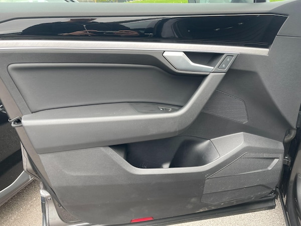 Used Volkswagen Touareg 2019 for sale - 76251503: Photo 48