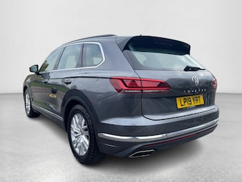 Used Volkswagen Touareg 2019 for sale - 76251503: Photo 4