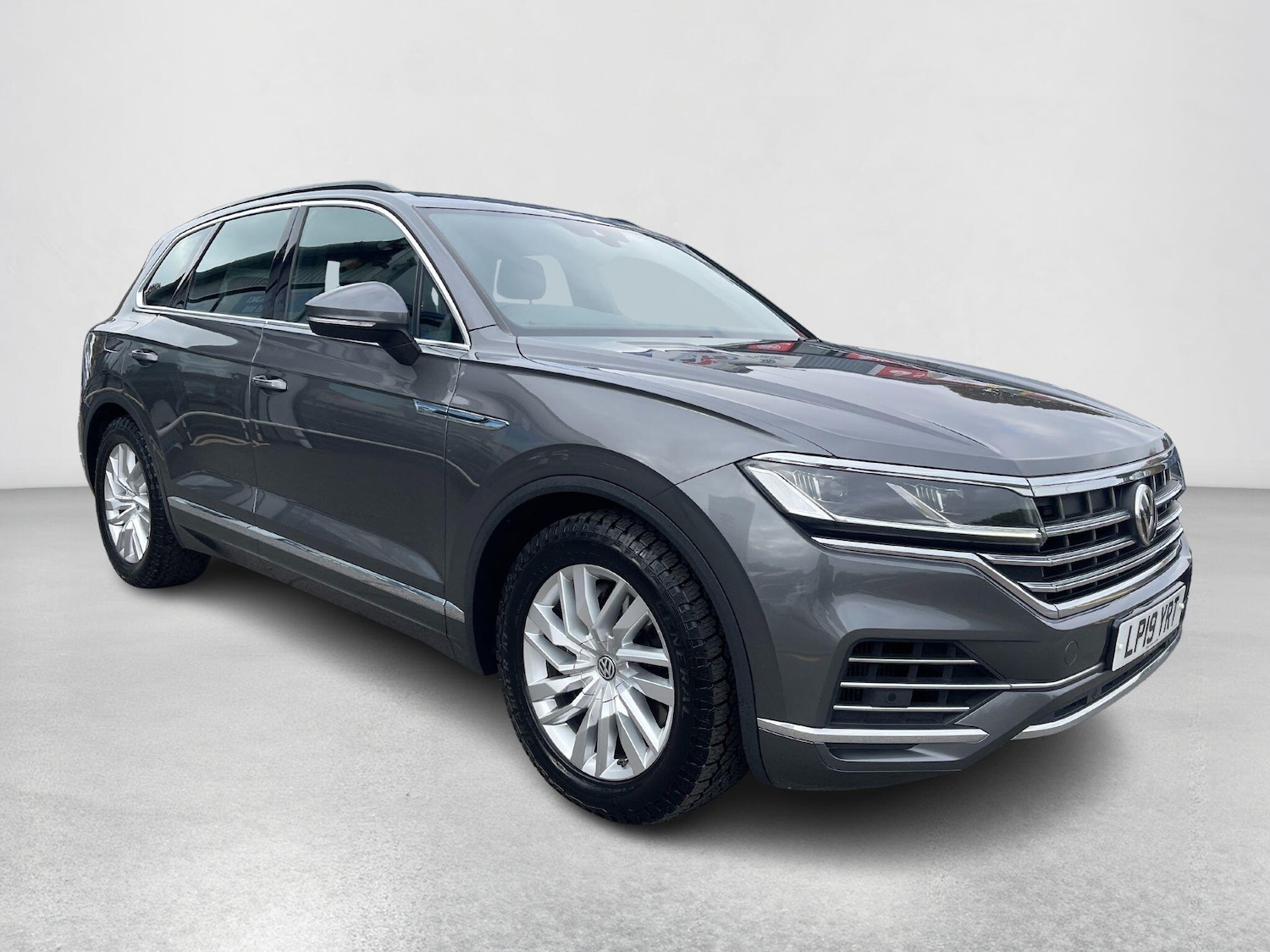 Used Volkswagen Touareg 2019 for sale - 76251503: Photo 6