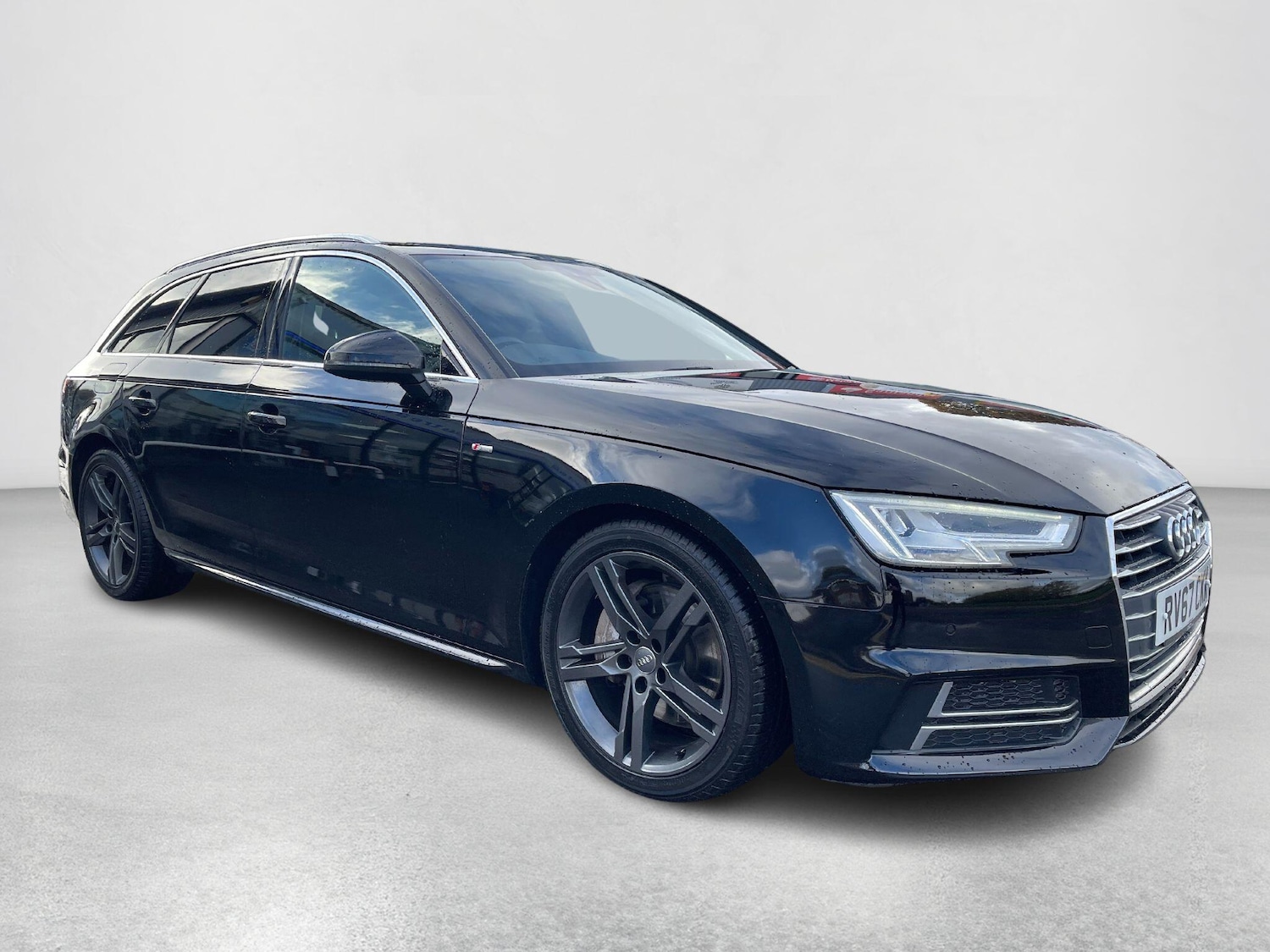 Used Audi A4 Avant 2017 for sale - 76370326: Photo 7