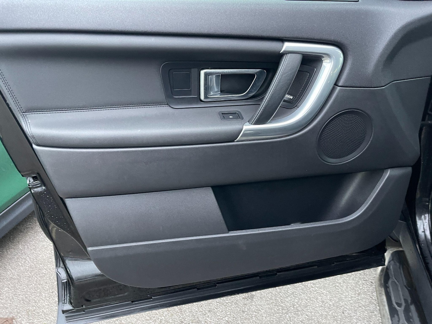 Used Land Rover Discovery Sport 2018 for sale - 77439797: Photo 25