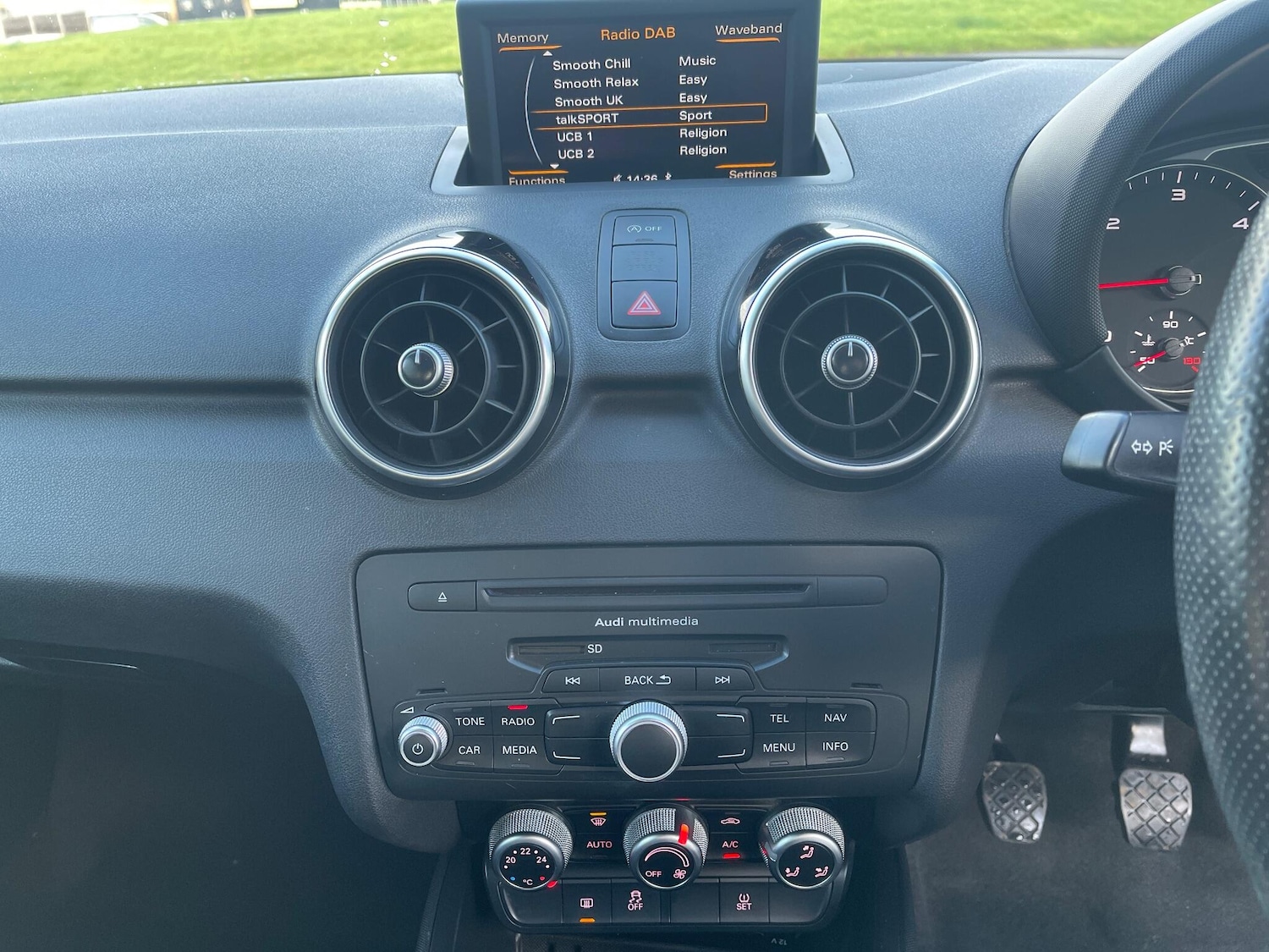 Used Audi A1 2015 for sale - 77202888: Photo 35