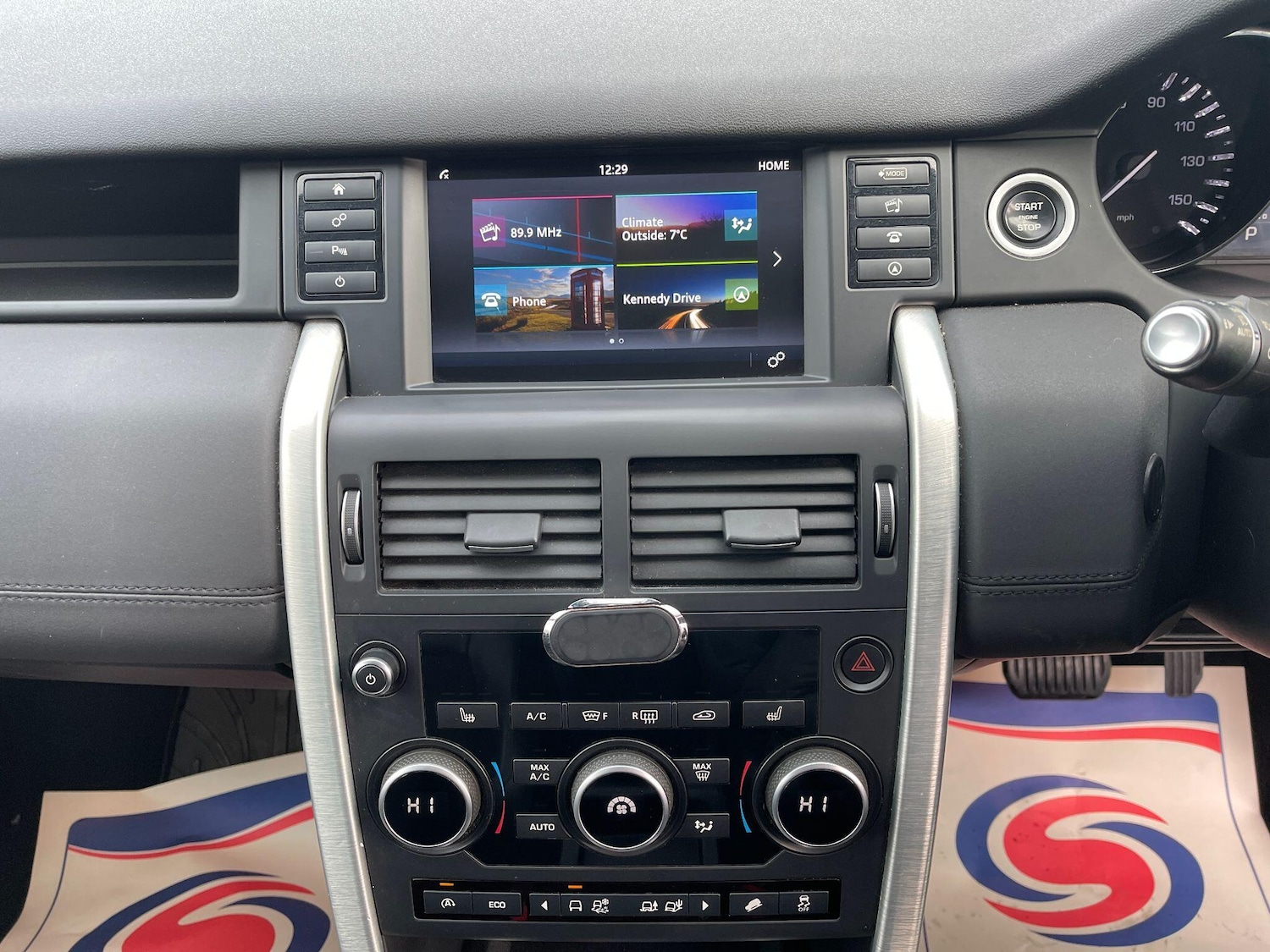 Used Land Rover Discovery Sport 2015 for sale - 76597176: Photo 33