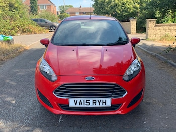Used Ford Fiesta 2015 for sale - 79508631: Photo