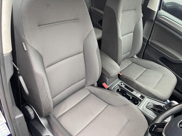 Used Volkswagen Golf 2017 for sale - 76295223: Photo 38