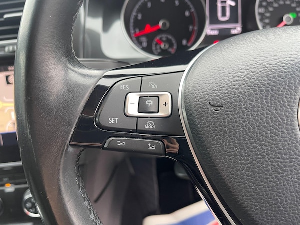 Used Volkswagen Golf 2017 for sale - 76295223: Photo 50