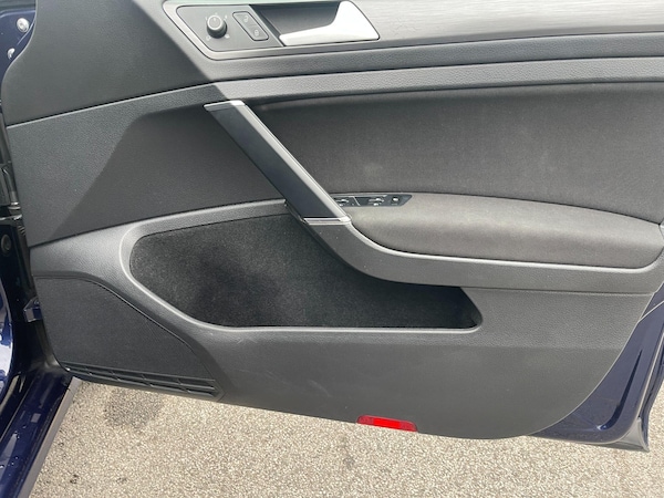 Used Volkswagen Golf 2017 for sale - 76295223: Photo 55
