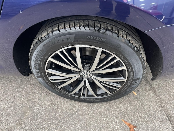 Used Volkswagen Golf 2017 for sale - 76295223: Photo 57