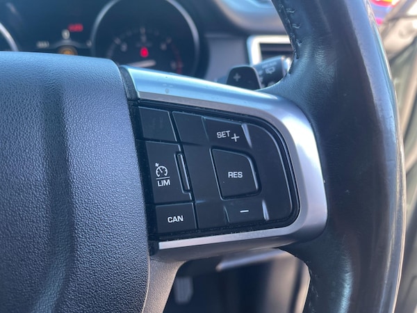 Used Land Rover Discovery Sport 2017 for sale - 75613985: Photo 45