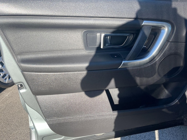 Used Land Rover Discovery Sport 2017 for sale - 75613985: Photo 49