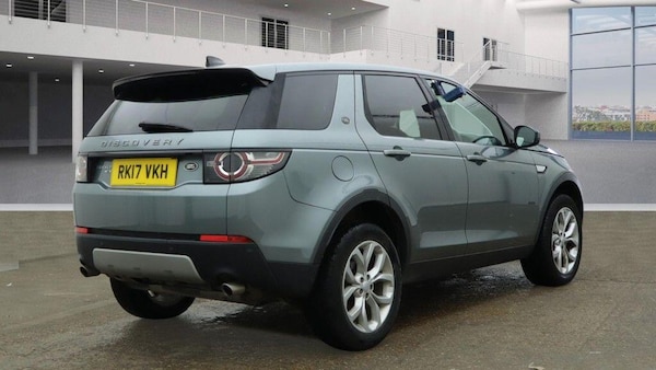 Used Land Rover Discovery Sport 2017 for sale - 75613985: Photo 6