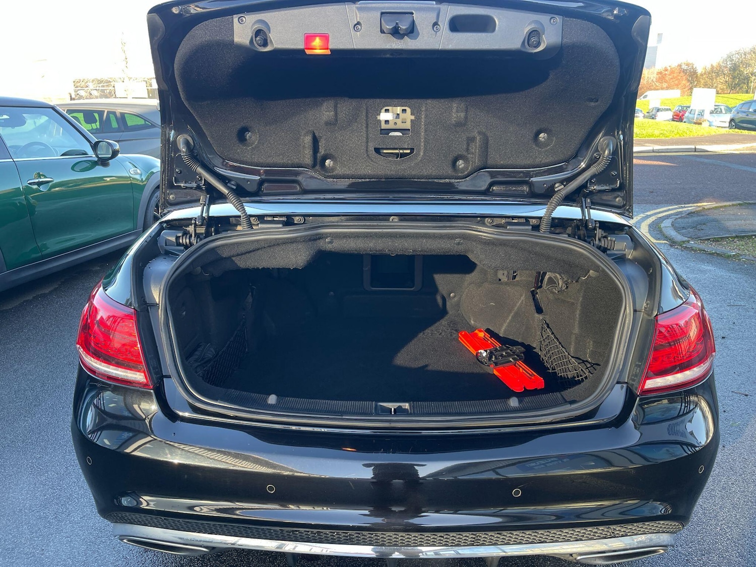 Used Mercedes-Benz E Class 2013 for sale - 76485344: Photo 32