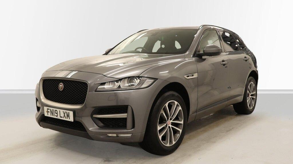 Used Jaguar F-Pace 2019 for sale - 77564796: Photo 2