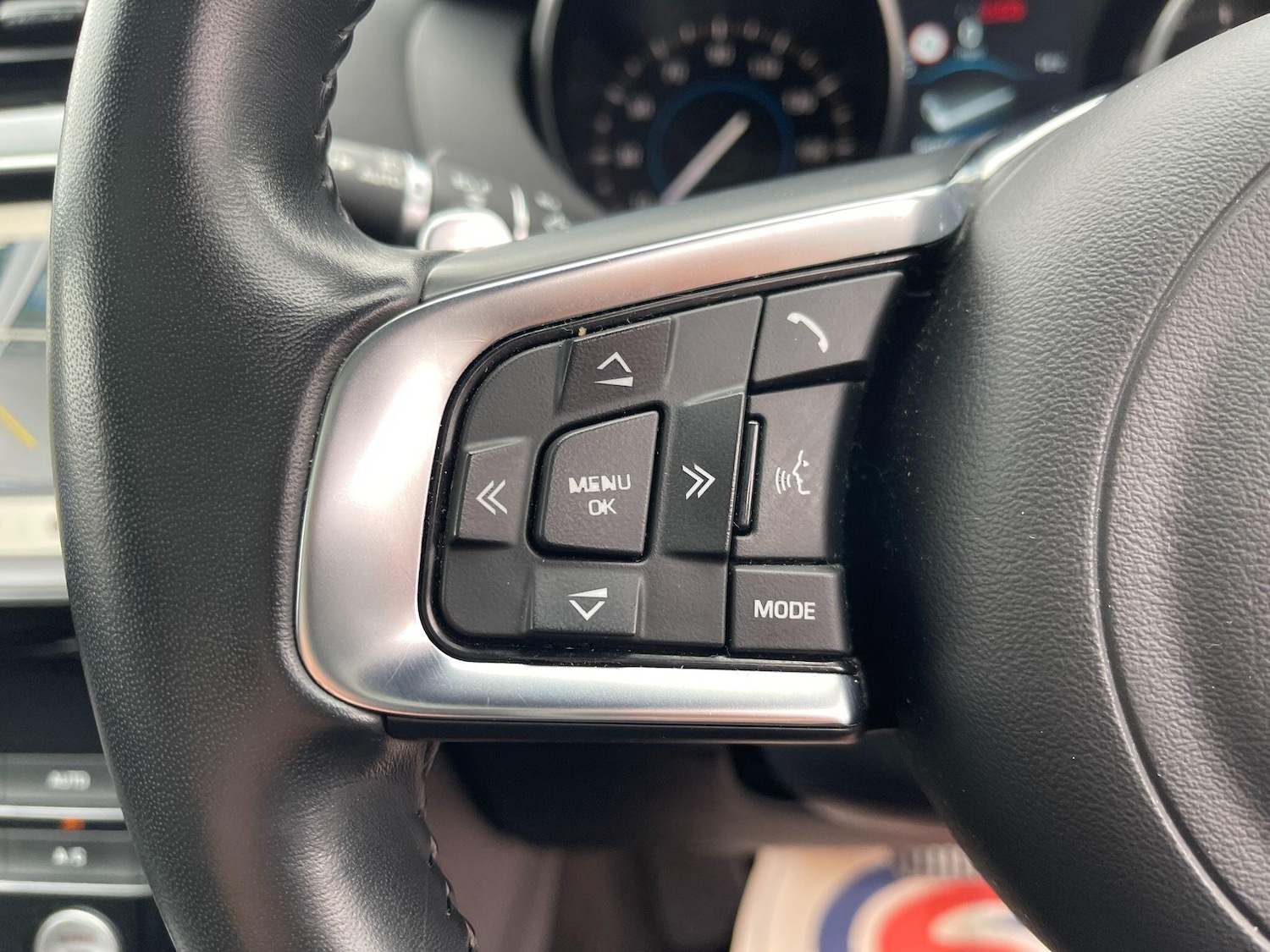 Used Jaguar F-Pace 2019 for sale - 77564796: Photo 30