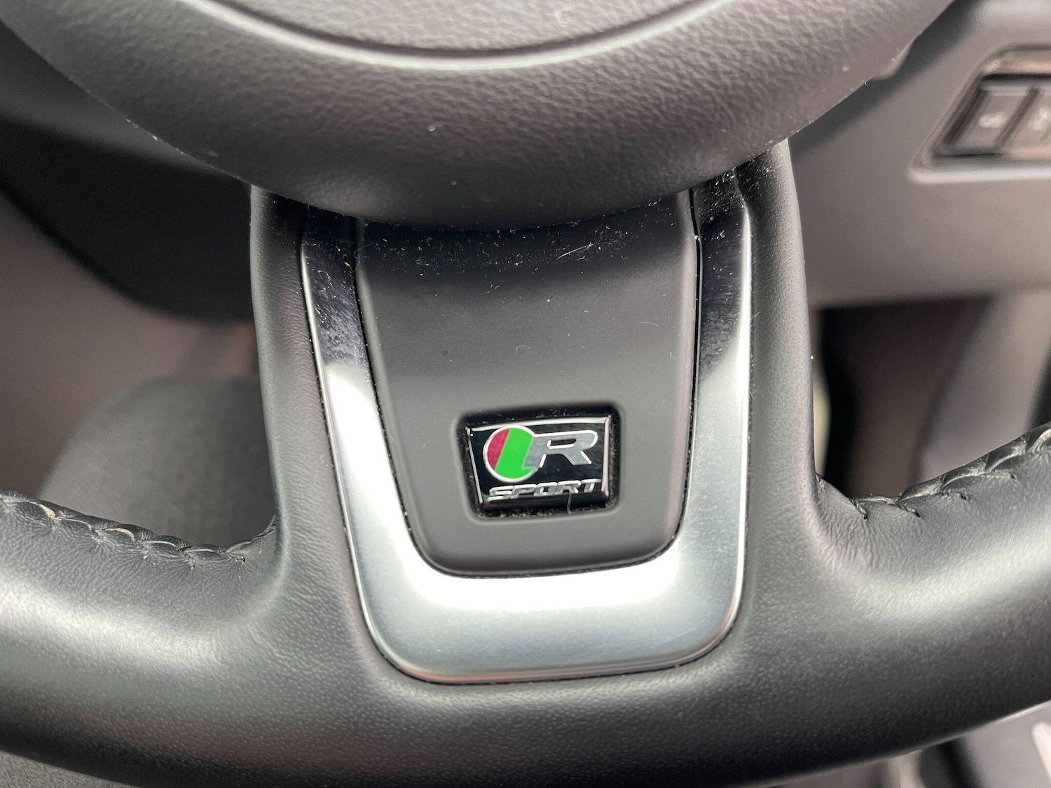 Used Jaguar F-Pace 2019 for sale - 77564796: Photo 32