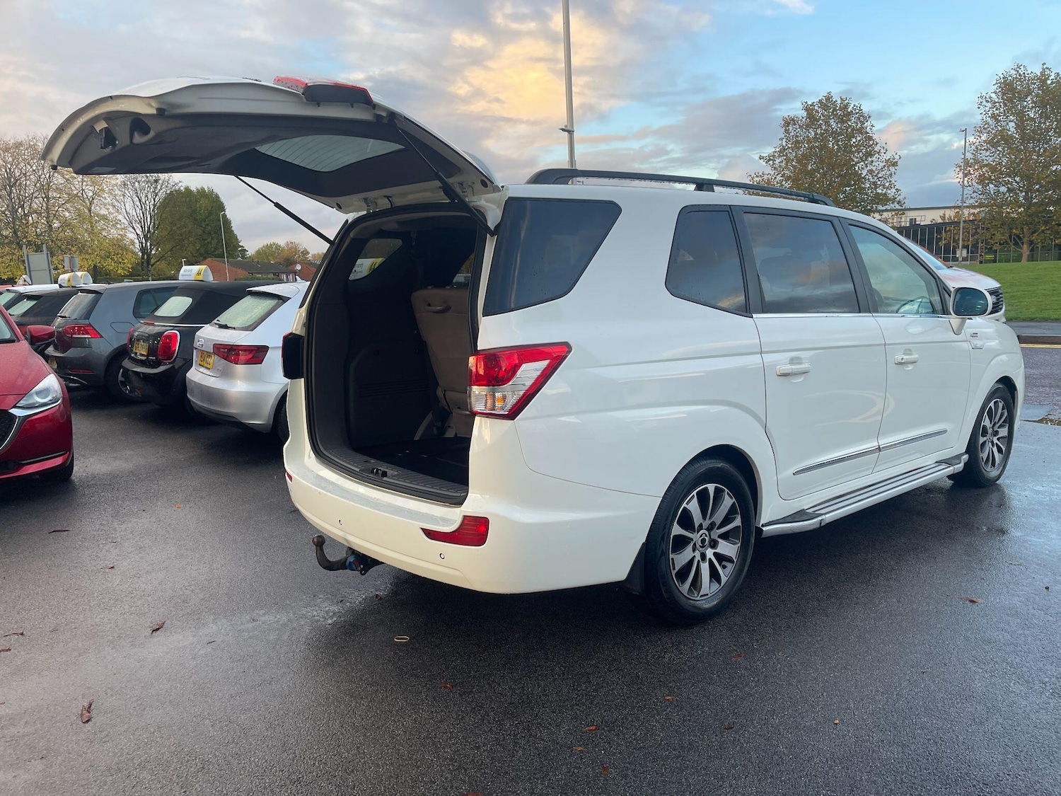 Used Ssangyong Turismo 2016 for sale - 76371746: Photo 27