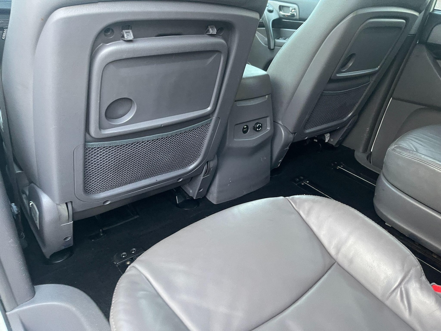 Used Ssangyong Turismo 2016 for sale - 76371746: Photo 35