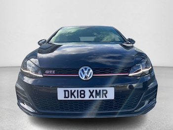 Used Volkswagen Golf 2018 for sale - 76942465: Photo